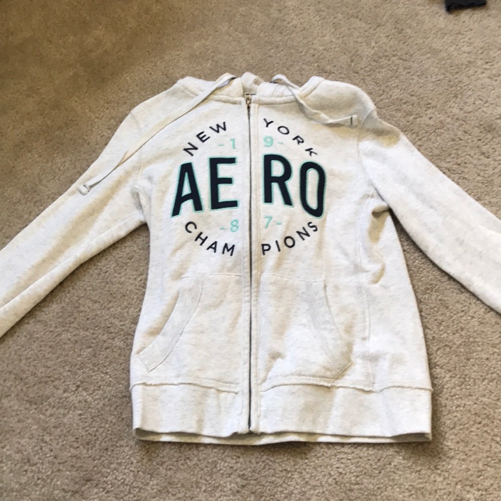 Aeropostale track suit, never been worn.